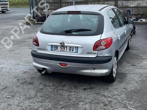 Right taillight PEUGEOT 206 Hatchback (2A/C) 1.4 HDi eco 70 | BP21727575C35 