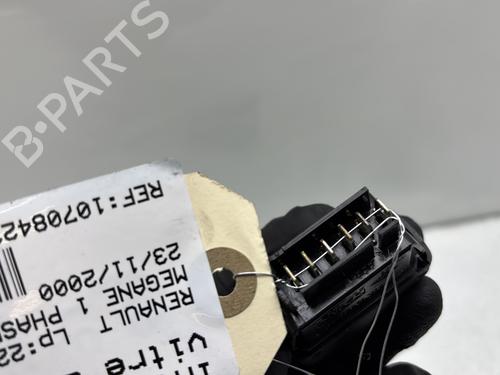 Used Right front window switch Right front window switch RENAULT MEGANE I Classic (LA0/1_) 1.4 16V (LA0D, LA1H, lA0W, LA10) (95 hp) 29507304 29507304