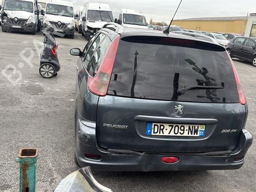 Fuse box PEUGEOT 206 SW (2E/K) 1.4 HDi | BP32024568E1 - Image 12