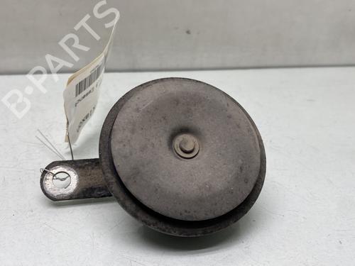 Used Horn TOYOTA YARIS (_P9_) 1.3 VVT-i (SCP90_, SCP90R) (87 hp) 30878603