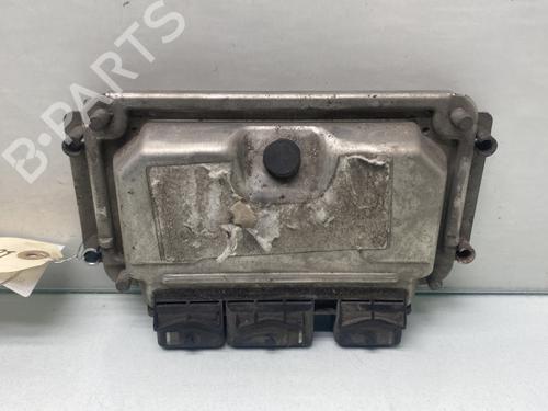 engine-control-unit-ecu-peugeot-206-cc-2d-2000-2001-2002-2003-2004-2005-2006-2007-2008-32451643 main image