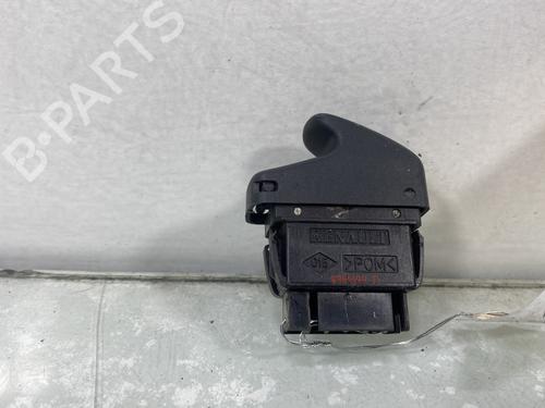 Interrupteur de vitre avant droite RENAULT KANGOO (KC0/1_) D 65 1.9 (KC0E, KC02, KC0J, KC0N) | BP30791657I26