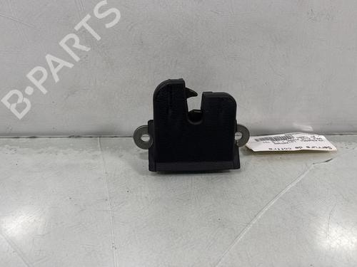 Used Tailgate lock VW GOLF PLUS V (5M1, 521) 1.9 TDI (105 hp) 31175955