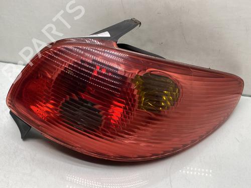Used Right taillight PEUGEOT 206 Hatchback (2A/C) 1.4 HDi eco 70 (68 hp) 30887993