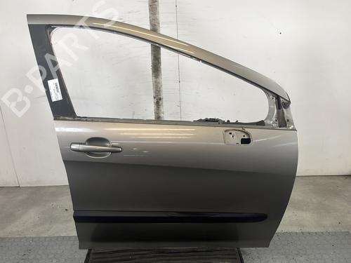 Used Right front door PEUGEOT 308 I (4A_, 4C_) 1.4 16V (98 hp) 31046430