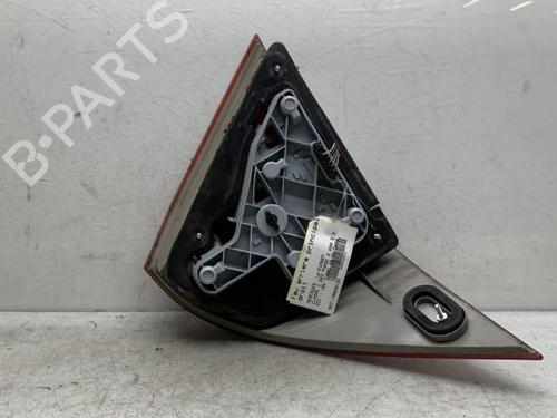 Used Right taillight Right taillight MERCEDES-BENZ C-CLASS (W203) C 200 CDI (203.007) (122 hp) 19953270 19953270