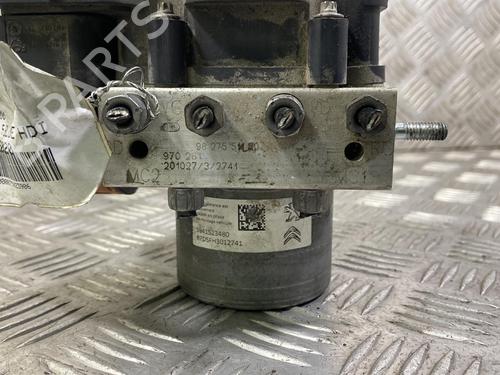 Used ABS pump ABS pump PEUGEOT 3008 II SUV (MC_, MR_, MJ_, M4_) 1.5 BlueHDi 130 (131 hp) 19993574 19993574