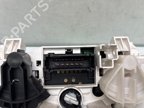 AC Styreenhet / Manøvreringsenhet AC Styreenhet / Manøvreringsenhet 39107806 39107806