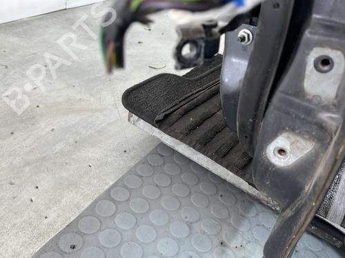 left-front-door-ford-fiesta-vi-cb1-ccn-2008-32682242 main image