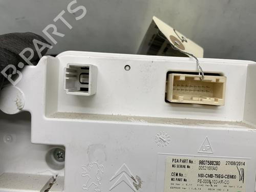 Used Instrument cluster PEUGEOT 308 II (LB_, LP_, LW_, LH_, L3_) 1.6 HDi (92 hp) 19956582