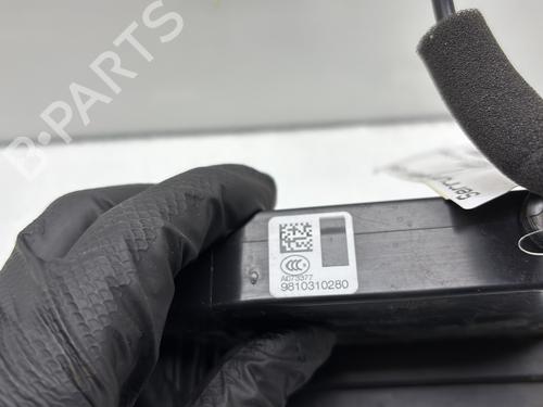 front-right-lock-citroen-c4-picasso-ii-2013-29981806 main image