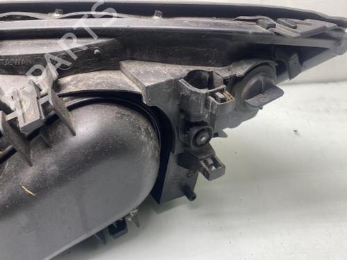 Right headlight FORD MONDEO III (B5Y) 1.8 16V | BP19954093C29 