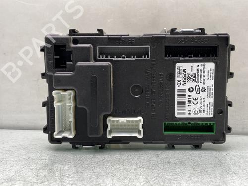 Sikringsdose RENAULT KOLEOS I (HY_) 2.0 dCi (HY0K) (150 hp) 31288438