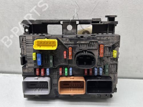 Used Fuse box PEUGEOT 307 SW (3H) 1.6 HDI 110 (109 hp) 29841402