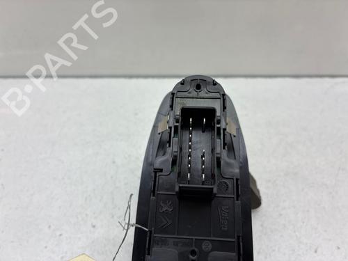 Left front window switch PEUGEOT 208 I (CA_, CC_) 1.2 VTI 82 | BP37171722I27 - Image 2
