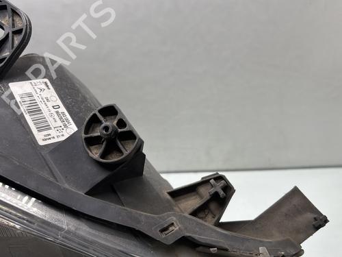 Right headlight PEUGEOT PARTNER Box Body/MPV 1.6 BlueHDi 100 | BP29253484C29 