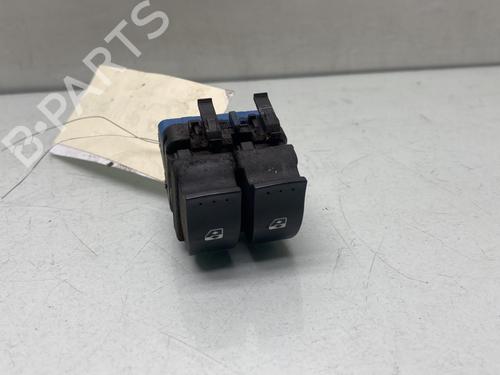 Used Left front window switch RENAULT MEGANE II (BM0/1_, CM0/1_) 1.4 16V (BM0B, CM0B) (98 hp) 31134795