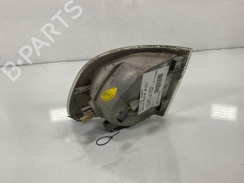 Used Right front indicator Right front indicator MERCEDES-BENZ V-CLASS (638/2) V 220 CDI (638.294) (122 hp) 20012952 20012952