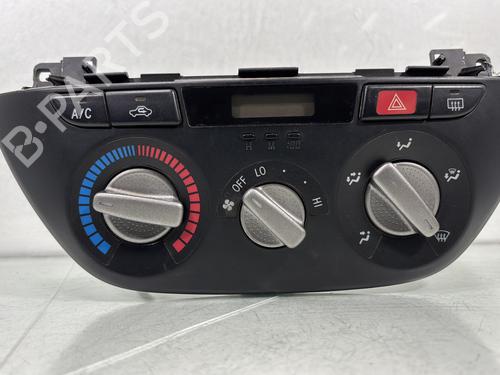 Used Climate control TOYOTA RAV 4 II (_A2_) 2.0 D 4WD (CLA20_, CLA21_, CLA20R, CLA21R) (116 hp) 31310486