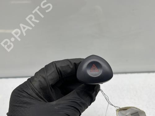 Used Warning switch RENAULT CLIO II (BB_, CB_) 1.5 dCi (B/CB08) (82 hp) 23764656