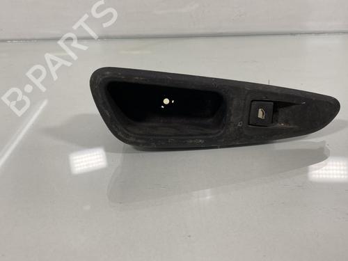 Used Left rear window switch Left rear window switch PEUGEOT 308 I (4A_, 4C_) 2.0 HDi (136 hp) 20035641 20035641