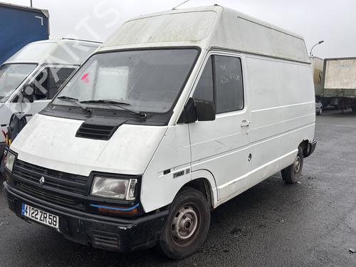 Brugte RENAULT TRAFIC Van (T_, P_, V_) 2.1 D (58 hp) 4406071
