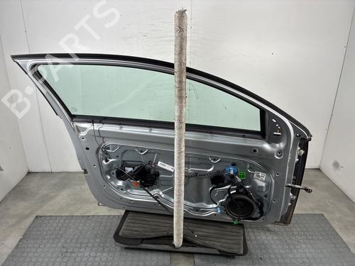 Dør venstre foran Dør venstre foran VOLVO C30 (533) D2 (115 hp) 39902215 39902215