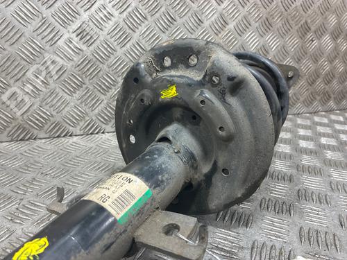 Højre fortil støddæmper Højre fortil støddæmper RENAULT KADJAR (HA_, HL_) 1.2 TCe 130 (HLMR) (130 hp) 34183446 34183446