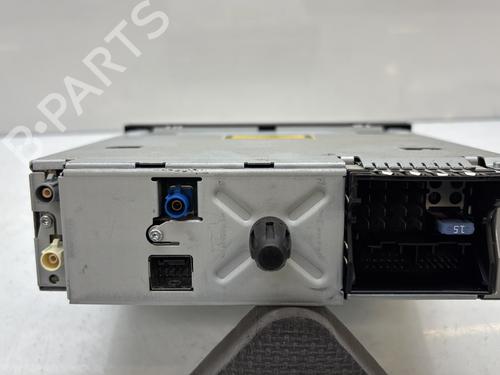 Used Radio Radio 32710245 32710245