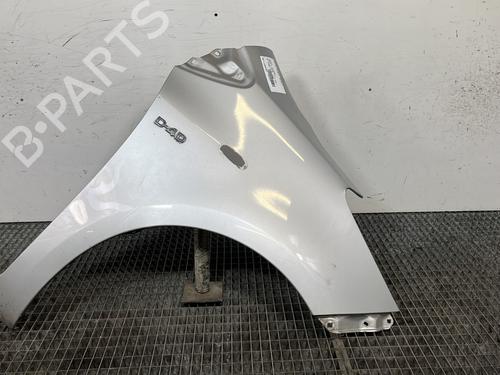 Used Right front fenders TOYOTA YARIS (_P9_) 1.4 D-4D (NLP90_, NLP90R) (90 hp) 29446570