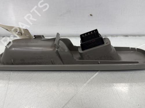 Used Right front window switch Right front window switch RENAULT TWINGO I (C06_) 1.2 (C066, C068) (58 hp) 33014977 33014977