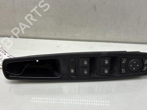 Used Left front window switch Left front window switch RENAULT SCÉNIC III (JZ0/1_) 1.5 dCi (110 hp) 33724224 33724224