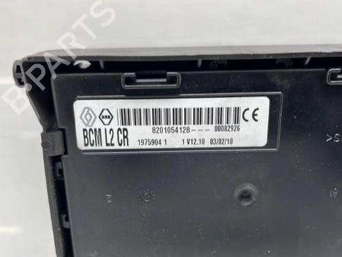 Used Fuse box RENAULT CLIO III Hatchback Van (SB_, SR_) [2005-2025]  19960134