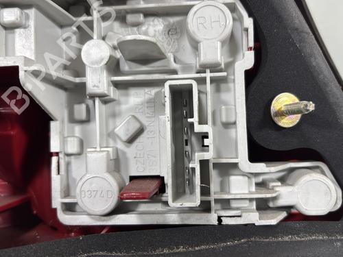 Right taillight FORD MONDEO III (B5Y) 2.0 16V TDDi / TDCi | BP32391564C35 