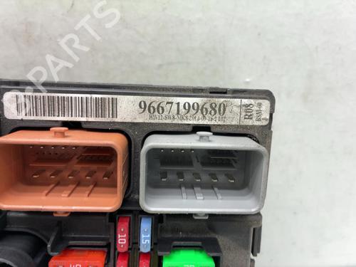 Used Fuse box Fuse box PEUGEOT 207 (WA_, WC_) 1.4 HDi (68 hp) 39984450 39984450