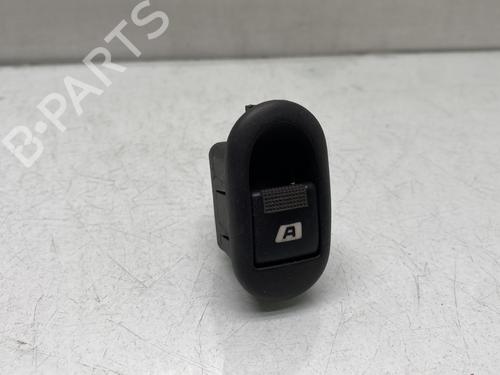Used Left front window switch PEUGEOT 1007 (KM_) 1.4 HDi (68 hp) 31612995