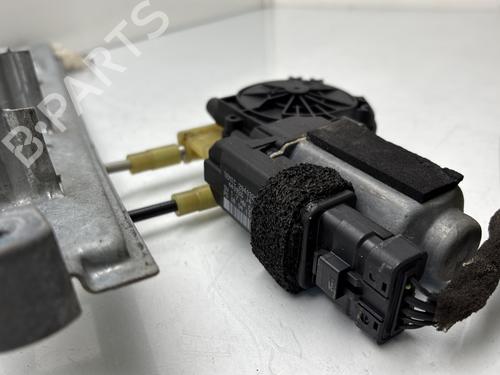 Front right window mechanism RENAULT MEGANE II Estate (KM0/1_) 1.5 dCi (KM16, KM1E) | BP31379542C23 