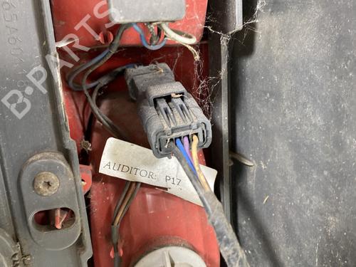 Right taillight NISSAN PRIMASTAR Van (X83) 2.0 dCi 115 | BP28100346C35 