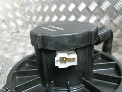 Used Heater blower motor HYUNDAI LANTRA II Estate (J-2) 1.9 D (68 hp) 19981378