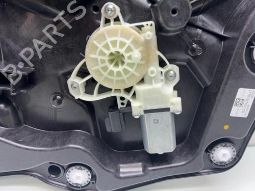 Used Rear left window mechanism Rear left window mechanism FORD PUMA (J2K, CF7) 1.0 EcoBoost mHEV (125 hp) 39996085 39996085