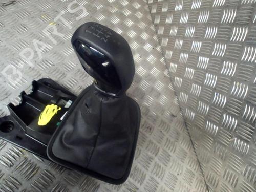 Used Gear lever CITROËN C3 / C3 ORIGIN III (SX) 1.2 PureTech 82 (83 hp) 20009714