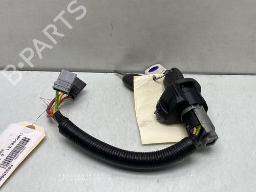 Used Ignition barrel RENAULT MASTER II Van (FD) 2.5 dCi (FD01, FD02, FD21, FD22, FD31, FD32, FD3Y, FD71,... (120 hp) 30181014