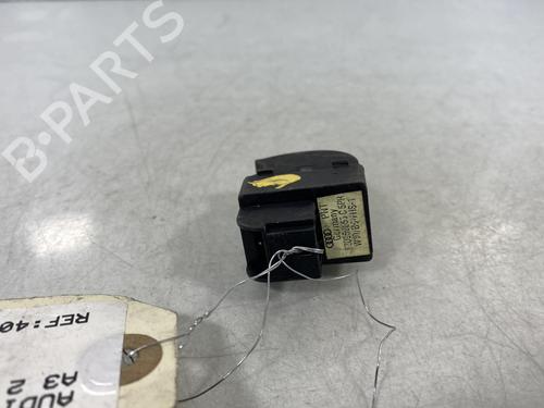 Right front window switch AUDI A3 (8P1)  | BP19982602I26 