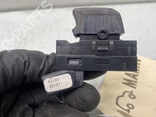 Used Right front window switch Right front window switch SUZUKI SWIFT III (MZ, EZ) 1.3 DDiS (RS413D) (75 hp) 29841429 29841429