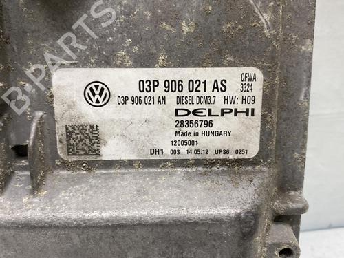 Used Engine control unit (ECU) SKODA ROOMSTER (5J7) 1.2 TDI (75 hp) 21192775