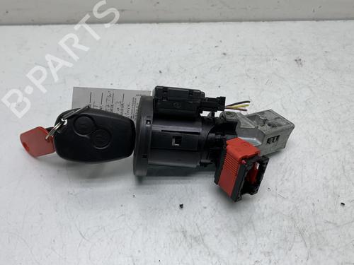 Used Electronic module RENAULT CLIO III (BR0/1, CR0/1) 1.5 dCi (75 hp) 22694929