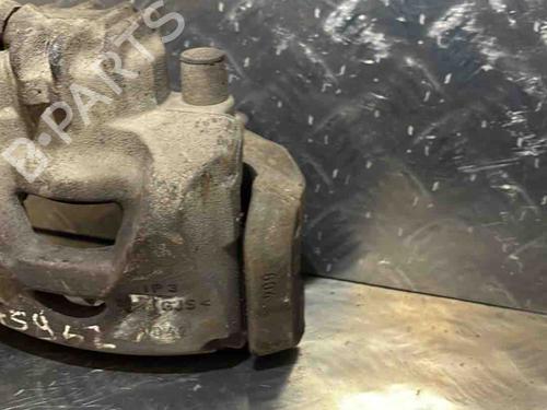 Used Right front brake caliper Right front brake caliper 21949983 21949983