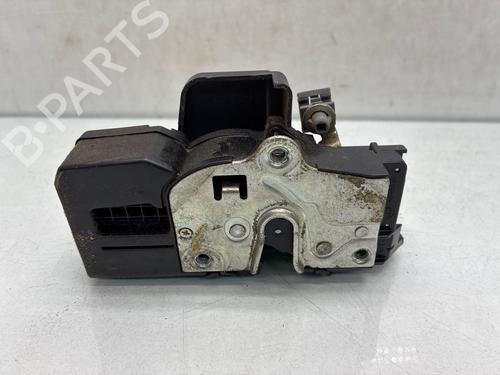 Serratura anteriore destra Serratura anteriore destra CHEVROLET CAPTIVA (C100, C140) 2.2 D 4WD (184 hp) 37172056 37172056