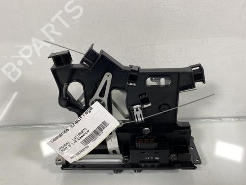 Used Climate control HYUNDAI ACCENT I (X-3) 1.3 i 12V (84 hp) 20010895