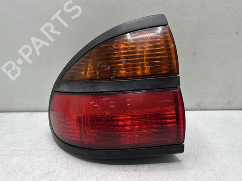 Venstre Baklys RENAULT LAGUNA I (B56_, 556_) 1.6 16V (B568, B561) (107 hp) 31300810